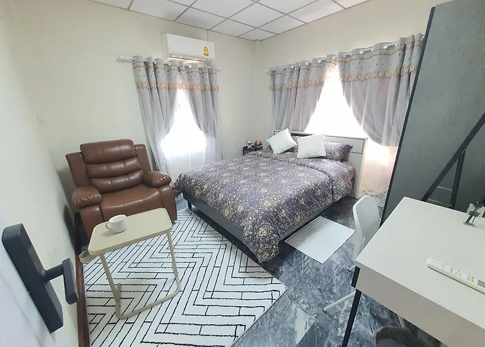 3 Bedroom Cozy Skytrain View Bkk * Bangkok