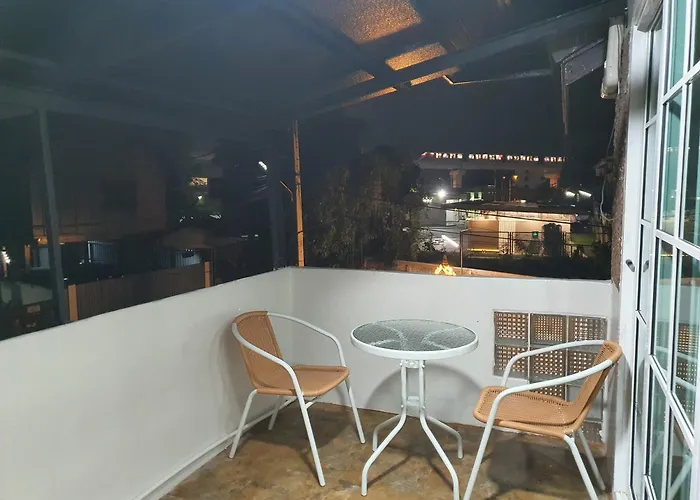 3 Bedroom Cozy Skytrain View Bkk * Bangkok