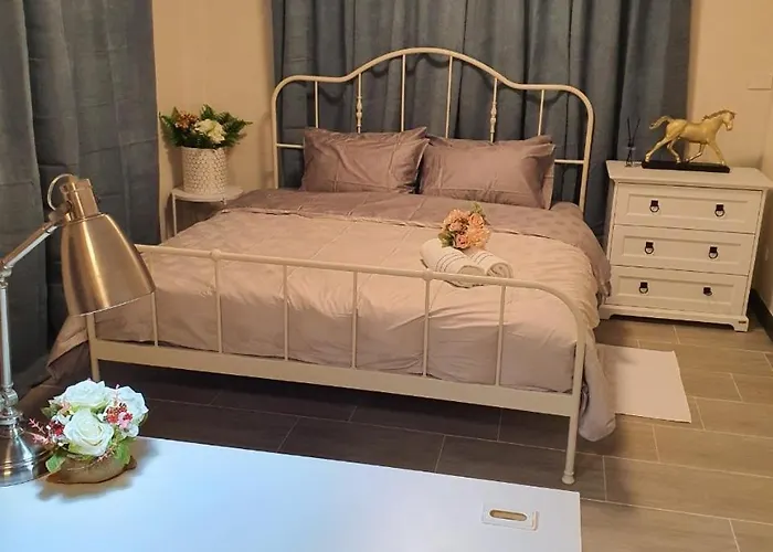 3 Bedroom Cozy Skytrain View Bkk Bangkok
