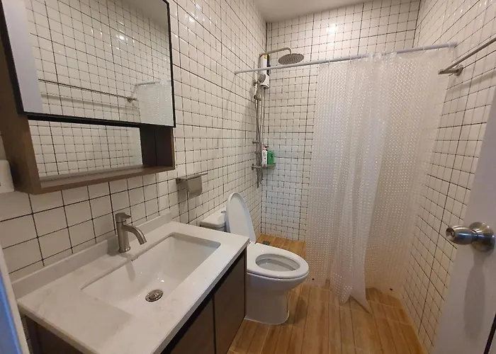 3 Bedroom Cozy Skytrain View Bkk Bangkok