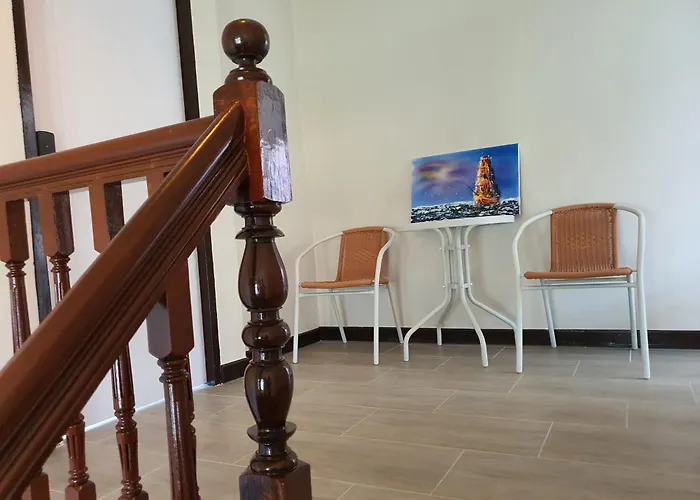 3 Bedroom Cozy Skytrain View Bkk Bangkok