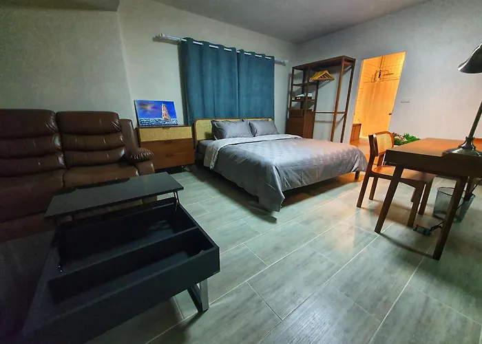 Holiday park 3 Bedroom Cozy Skytrain View Bkk